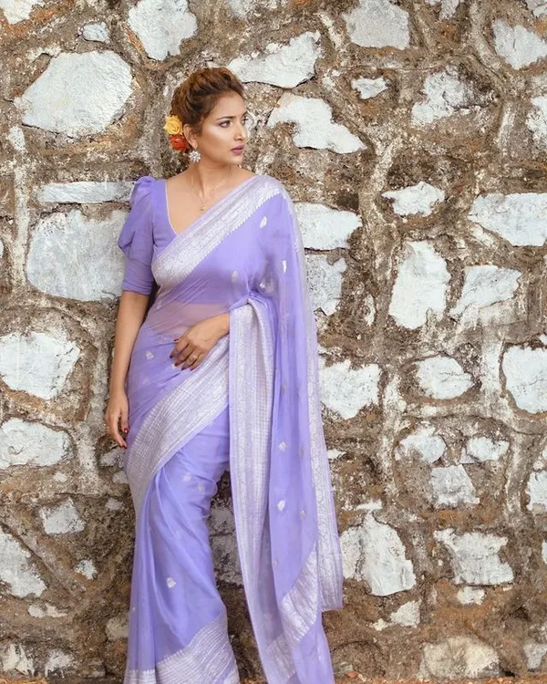 Lavendor_Pure_Kanjivaram_Silk_Saree_With_Brocade_Blouse_For_Women
