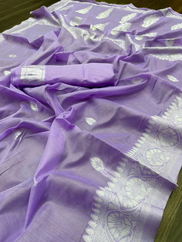 Lavendor_Pure_Kanjivaram_Silk_Saree_With_Brocade_Blouse_For_Women