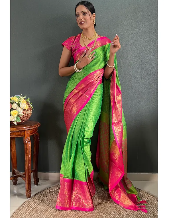 Parrot_Pink_Ready_To_Wear_Perrotbanarasi_Silk_Saree_With_Border_For_Women