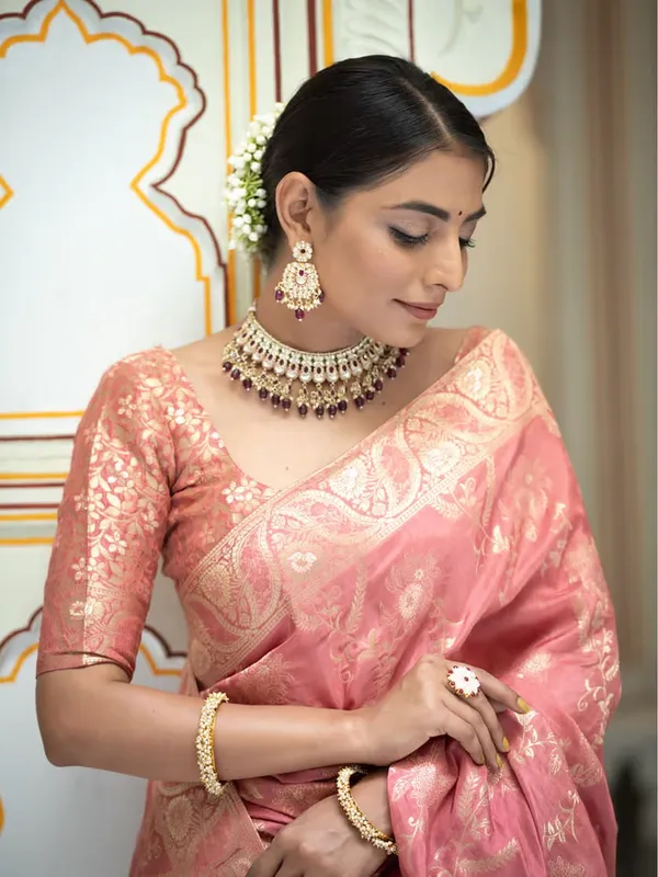 Peach_Pure_Kanjivaram_Silk_Saree_With_Brocade_Blouse_For_Women
