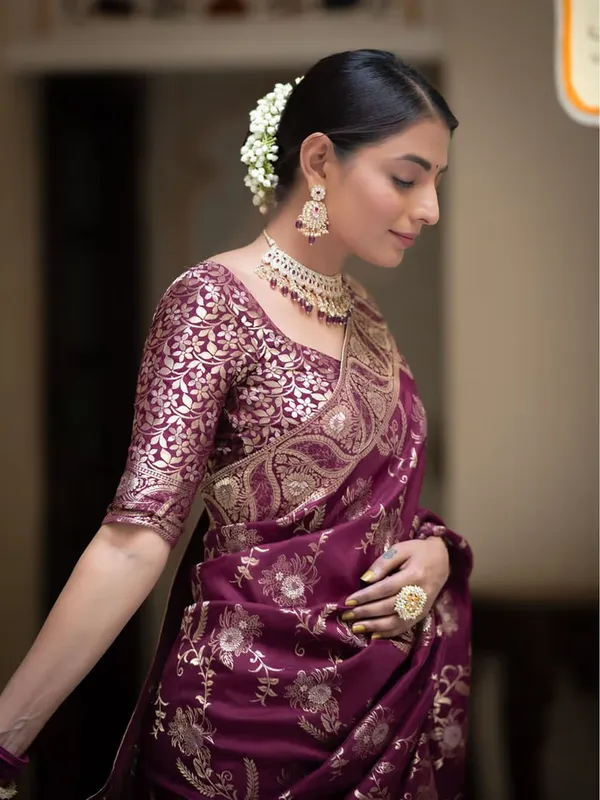 Purple_Pure_Kanjivaram_Silk_Saree_With_Brocade_Blouse_For_Women