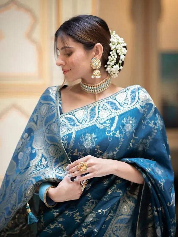 Rama_Pure_Kanjivaram_Silk_Saree_With_Brocade_Blouse_For_Women