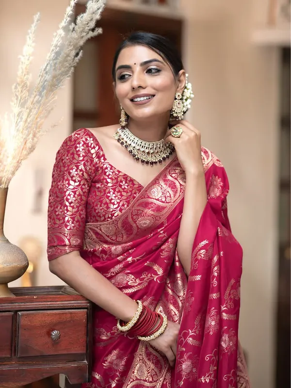 Rani_Pink_Pure_Kanjivaram_Silk_Saree_With_Brocade_Blouse_For_Women