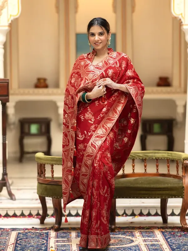 Red_Pure_Kanjivaram_Silk_Saree_With_Brocade_Blouse_For_Women