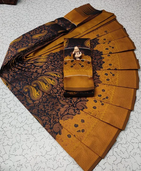 Navy_Yellow_Pure_Kanjivaram_Silk_Saree_With_Brocade_Blouse_For_Women