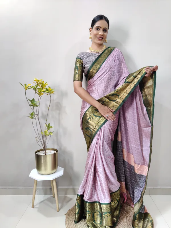 Baby_Pink_Green_Aquiliq_Woven_Banarasi_Art_Silk_Cotton_Silk_Saree_For_Women