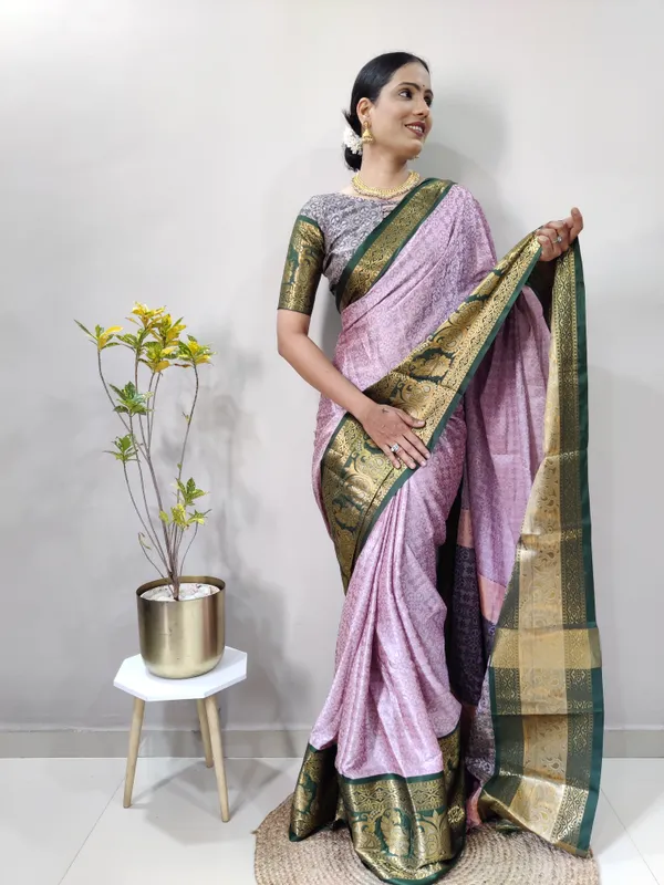 Baby_Pink_Green_Aquiliq_Woven_Banarasi_Art_Silk_Cotton_Silk_Saree_For_Women