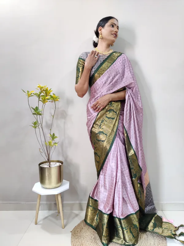 Baby_Pink_Green_Aquiliq_Woven_Banarasi_Art_Silk_Cotton_Silk_Saree_For_Women