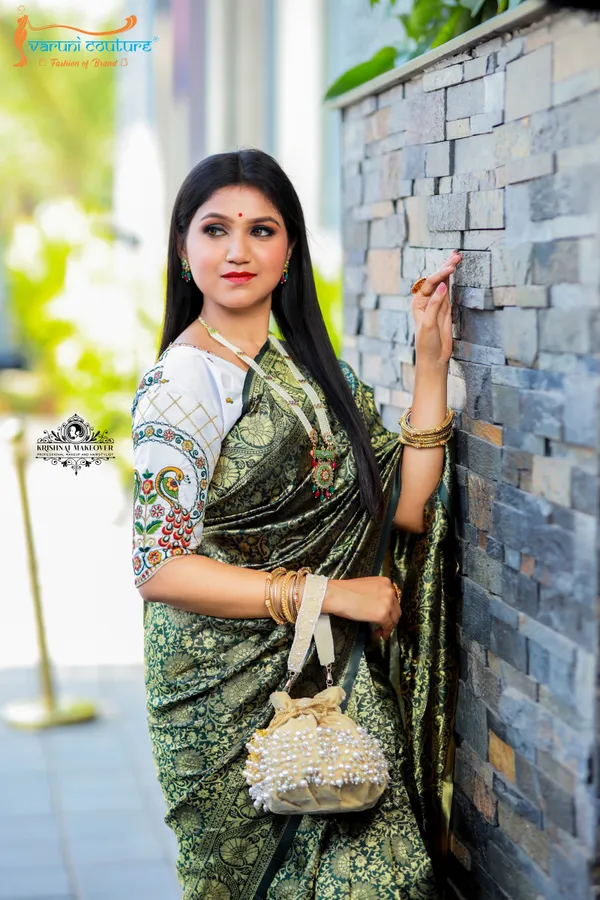 Multicolor_Woven_Bollywood_Pure_Silk_Saree_For_Women