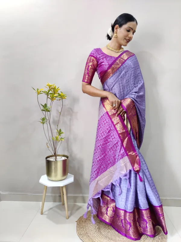 Lovendore_Aquiliq_Woven_Banarasi_Art_Silk_Cotton_Silk_Saree_For_Women