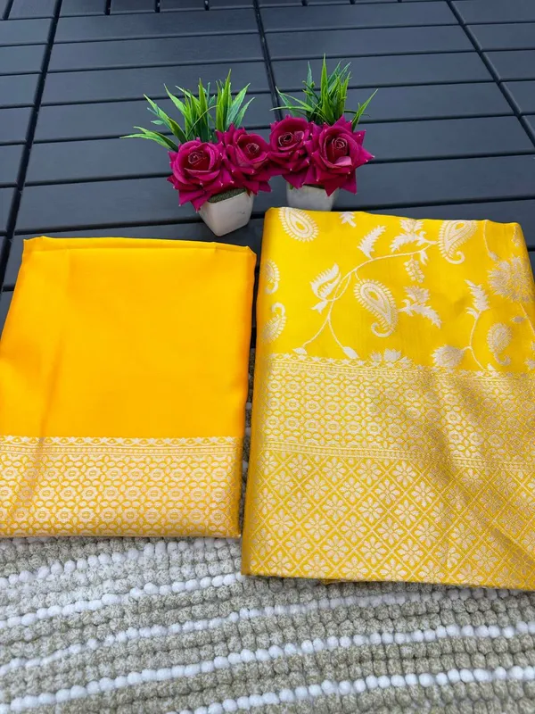 Yellow_Kanjivaram_Jacquard_Saree_For_Women