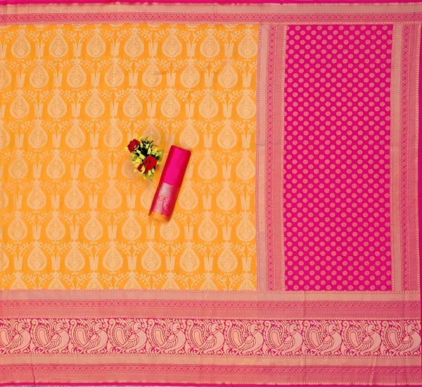 Yellow_Pure_Kanjivaram_Silk_Saree_With_Brocade_Blouse_For_Women