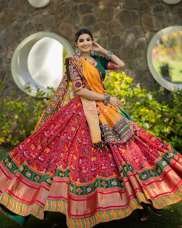 Lehenga choli red and green online
