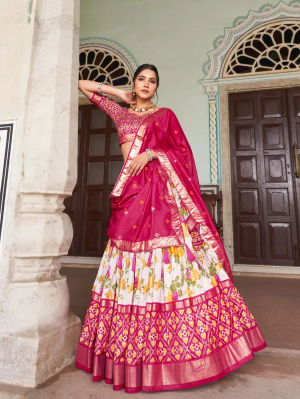 Pink_Patola_Print_Traditional_Lehenga_Choli_(Flower_Pink)