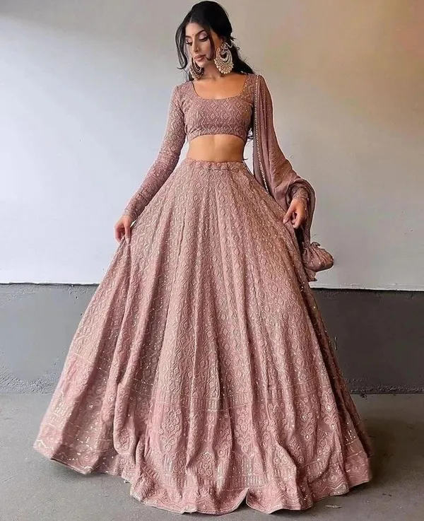 Lakhnavi lehenga choli online