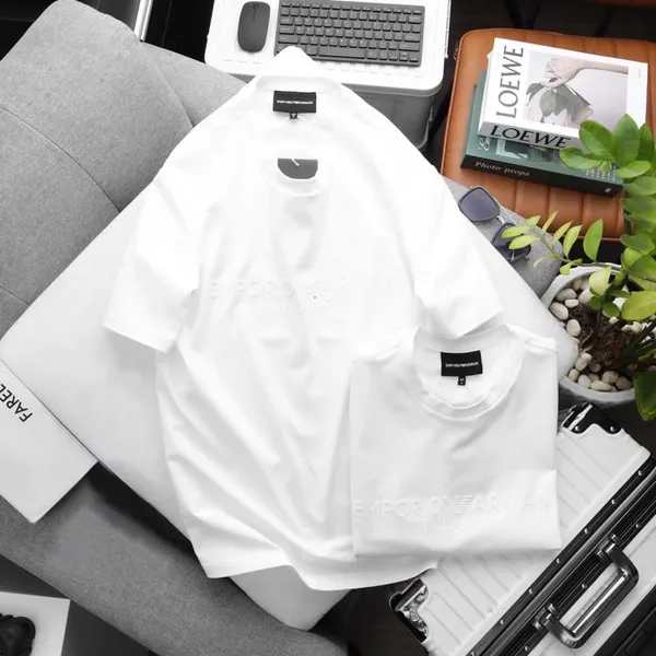 ARMANI_ROUND_NECK_TSHIRT_04