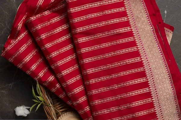 Red_Soft_Jequard_Weaving_Silk_Saree