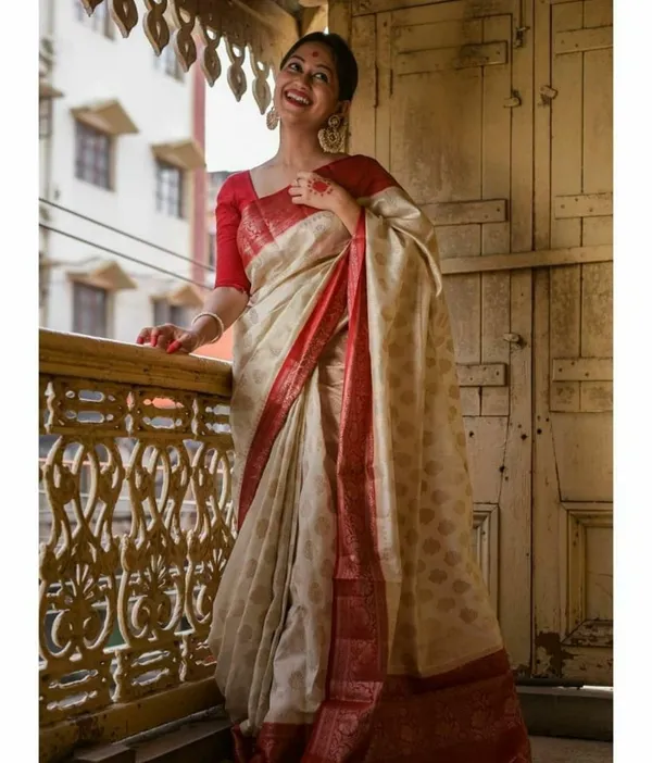 White_Soft_jequard__Weaving_Silk_Saree