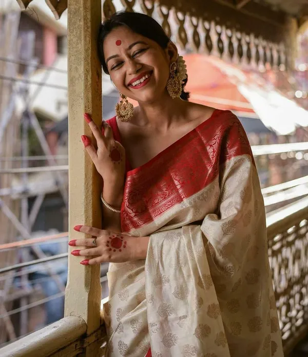White_Soft_jequard__Weaving_Silk_Saree