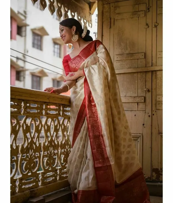 White_Soft_jequard__Weaving_Silk_Saree