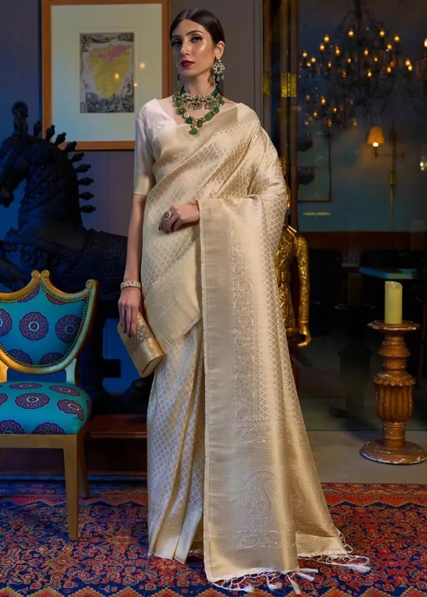 Cream_Soft_jequard__Weaving_Silk_Saree