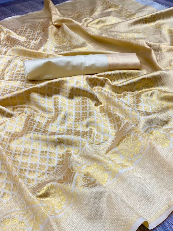 Cream_Soft_jequard__Weaving_Silk_Saree
