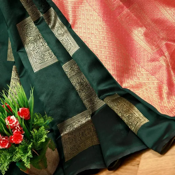 Green_Soft_jequard_Weaving_Silk_Saree