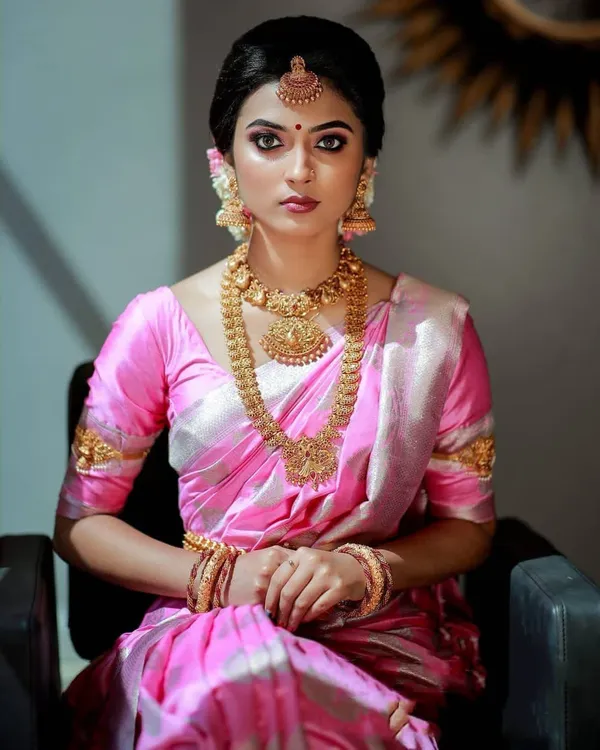 Pink_Soft_jequard__Weaving_Silk_Saree