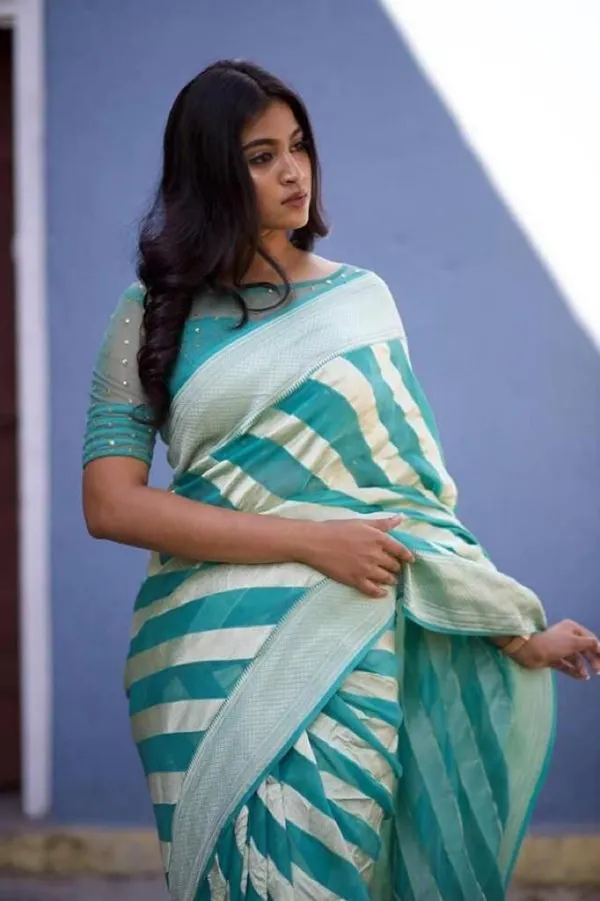Sky_Blue_Soft_jequard_Weaving_Silk_Saree