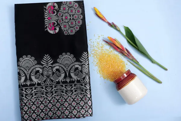 Red_Soft_jequard__Weaving_Silk_Saree