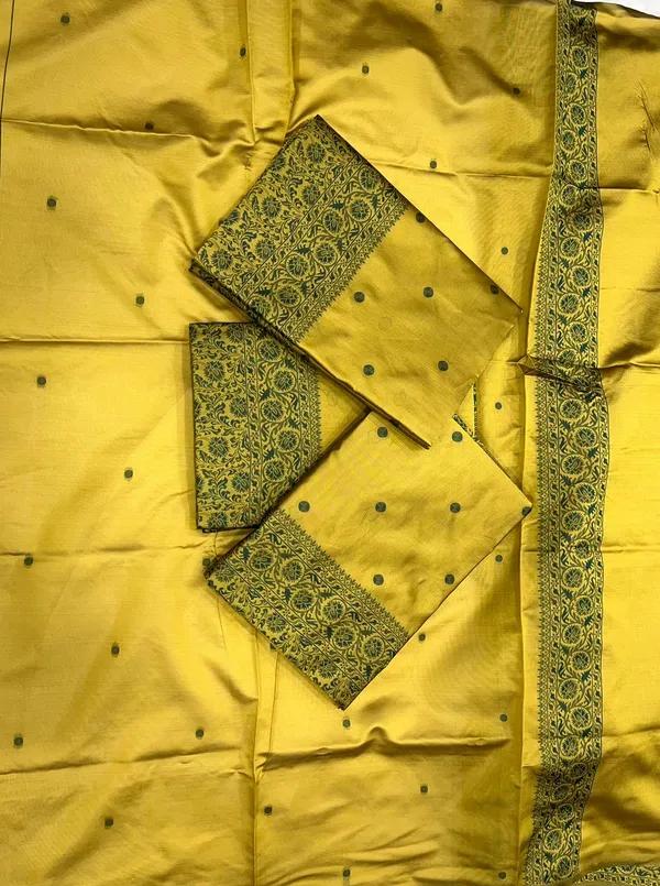 Mahendi_Soft_jequard_Weaving_Silk_Saree