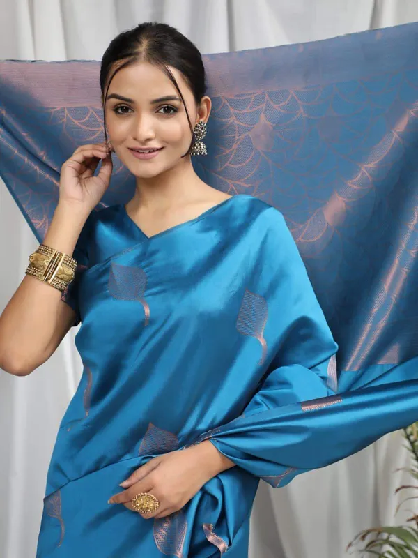 Sky_Blue_Soft_jequard__Weaving_Silk_Saree