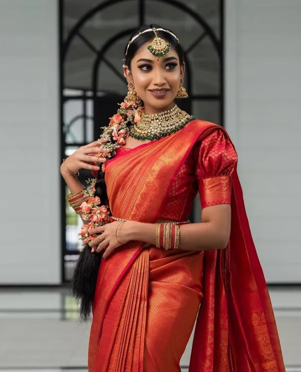 Red_Soft_jequard__Weaving_Silk_Saree