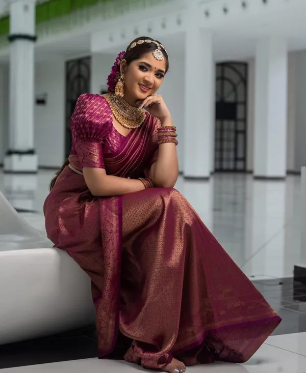 Wine_Soft_jequard_Weaving_Silk_Saree