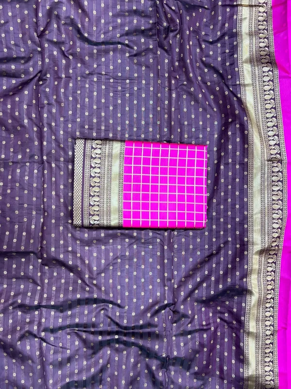 Pink_Soft_jequard__Weaving_Silk_Saree