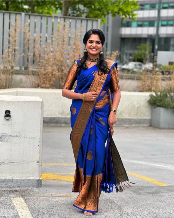 Blue_Soft_jequard__Weaving_Silk_Saree