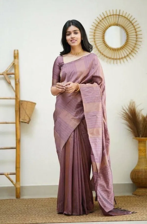 Majenta_Soft_jequard__Weaving_Silk_Saree