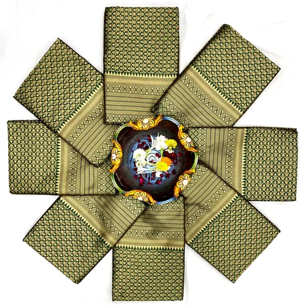 Green_Soft_jequard__Weaving_Silk_Saree