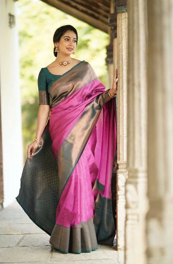 Pink_Soft_jequard__Weaving_Silk_Saree