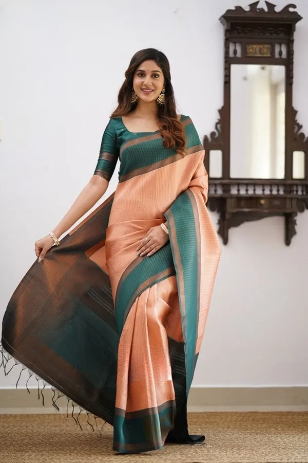 Peach_Soft_jequard__Weaving_Silk_Saree