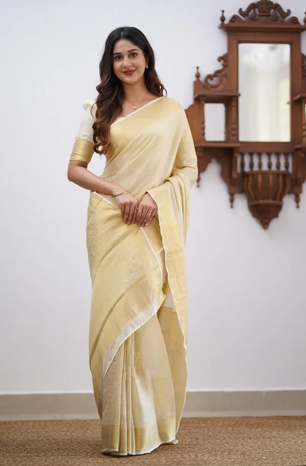 Cream_Soft_jequard__Weaving_Silk_Saree