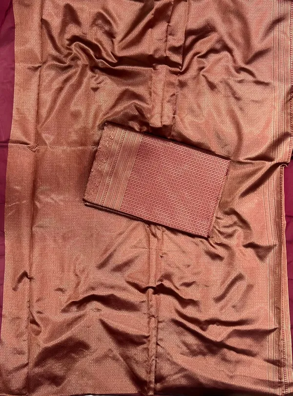 Maroon_Soft_jequard__Weaving_Silk_Saree