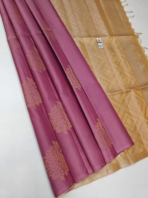 Majenta_Soft_jequard__Weaving_Silk_Saree