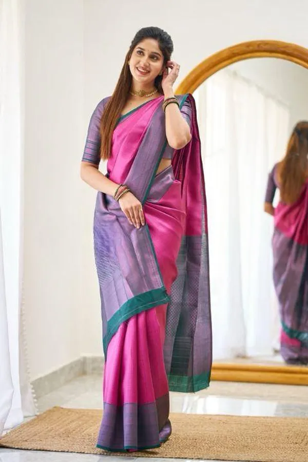 Pink_Soft_jequard__Weaving_Silk_Saree