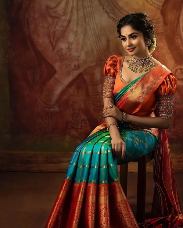 Green_Soft_jequard__Weaving_Silk_Saree