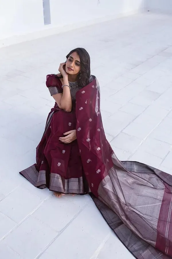 Maroon_Soft_jequard__Weaving_Silk_Saree