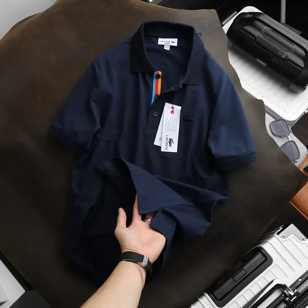 LOCASTE_COLLAR_TSHIRT_02