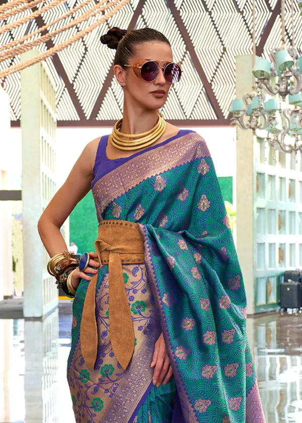 metalic__Handloom_Weaving_Silk_Saree