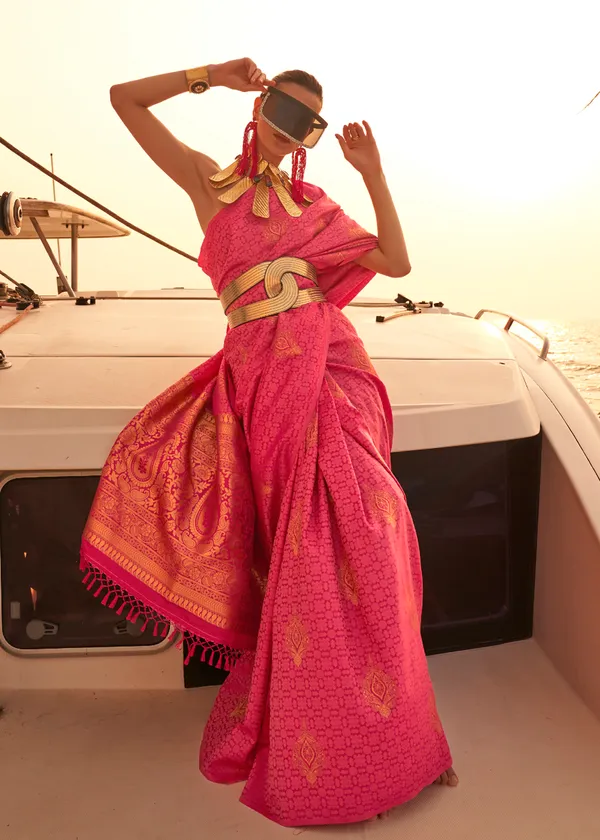 Pink_Satin_Pastel_Weaving_Silk_Saree