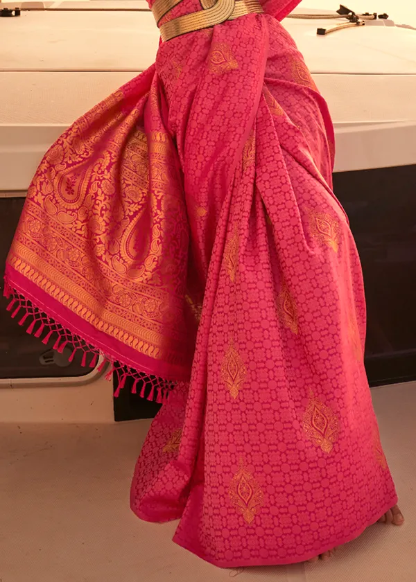 Pink_Satin_Pastel_Weaving_Silk_Saree